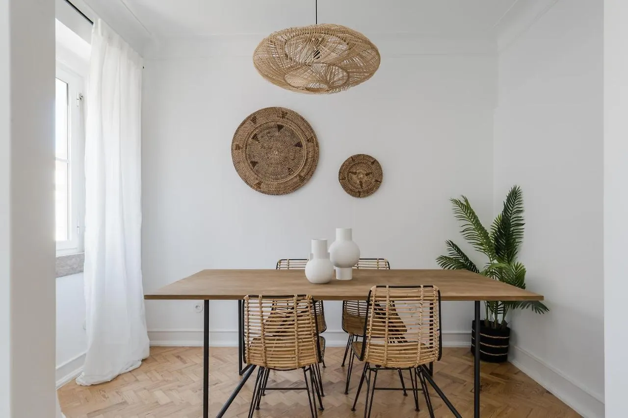 Casa Boma Lisboa - Charming And Spacious Apartment - Campolide II Portugal